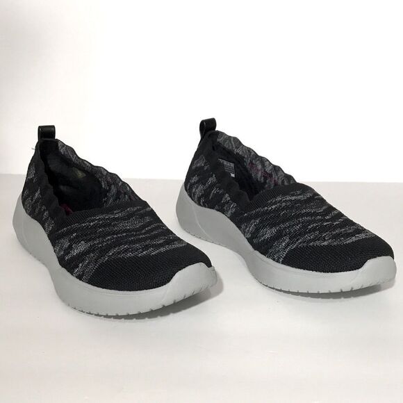 Skechers Seager Cup My Impression Washable Knit Slip-Ons - Picture 1 of 12